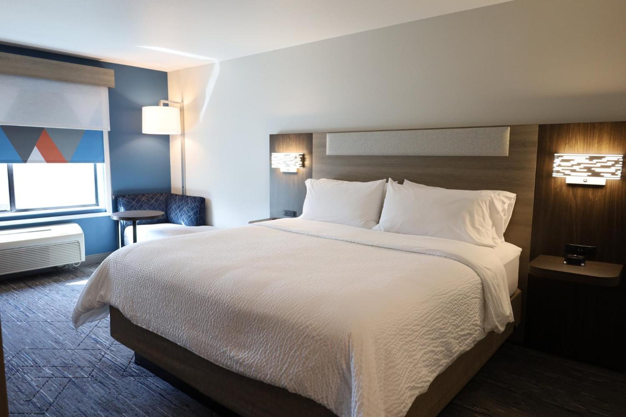 Holiday Inn Express Hotel & Suites Vancouver Mall-Portland Area By Ihg Exterior foto