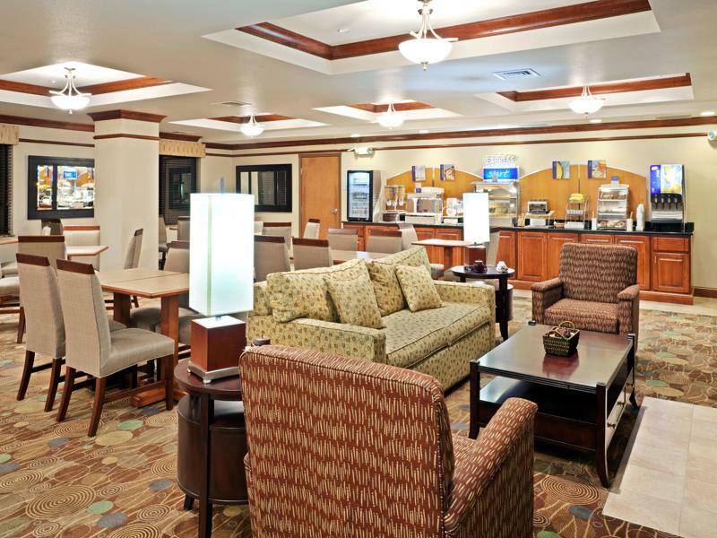 Holiday Inn Express Hotel & Suites Vancouver Mall-Portland Area By Ihg Exterior foto
